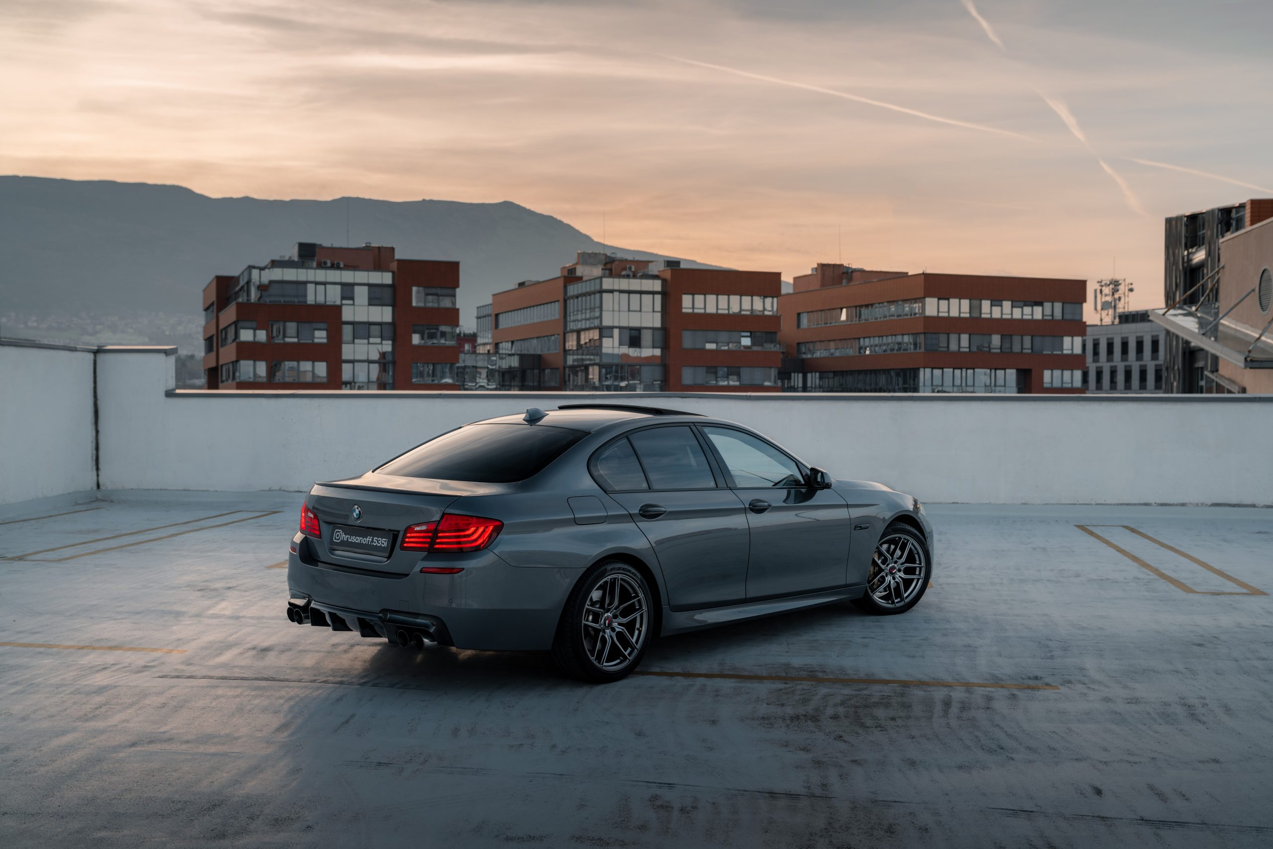 Read more about the article Meet the Fans: Божидар Хрусанов и мечтаното BMW 535i